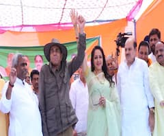 गांव वालों हेमा को वोट नहीं दिया तो पानी की टंकी पर चढ़ जाऊंगा...