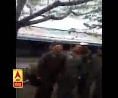 फौजियों के साथ मस्ती के मूड में नजर आ रहे हैं विंग कमांडर अभिनंदन वर्धमान, देखें वायरल वीडियो