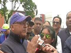 Fans support Dhoni after India's loss against New Zealand
