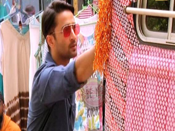 Yeh Rishtey Hain Pyaar Ke: Mishti returns from London, meets Abeer