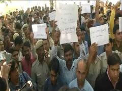 Police personnel hold protest outside Head Quarters against the clash