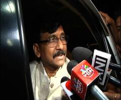 Sanjay Raut taunts BJP | भाजप मागे हटली तर सरकार कसं बनणार? संजय राऊतांचा भाजपला टोला | ABP Majha 