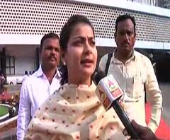 Praneeti Shinde Floor Test | 