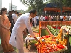 Uddhav Thackeray pays tribute to his father Balasaheb Thackeray