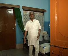 ৩ লক্ষ টাকার ওপরে উধাও! বিল জমা দিতে গিয়ে প্রতারণার শিকার ৮০ বছরের বৃদ্ধ, ধৃত এক 