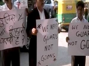 In every protest common man is treated as a pawn | Ghanti bajao 