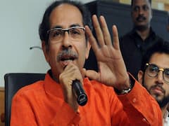 મહારાષ્ટ્રમાં રાષ્ટ્રપતિ શાસન પછી મોડી રાત્રે ઉદ્ધવ ઠાકરે અને અહમદ પટેલ વચ્ચે વાતચીત