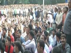 Amid protest by Delhi police, security beefed up near India Gate