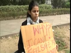 Anu Dubey gets support of Delhi youngsters, more protesters begin to gather