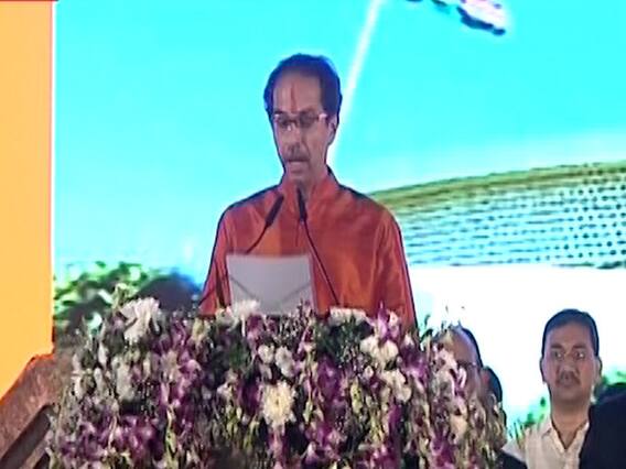 Maharashtra: Uddhav Thackeray समेत 6 नेताओं ने ली मंत्री पद की शपथ, देखें सबसे बड़ी कवरेज 