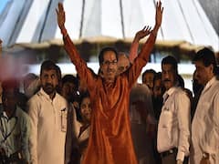 Uddhav govt has disrespected the Constitution? l Samvidhan Ki Shapath 