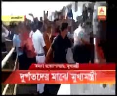 কাকদ্বীপে ঘূর্ণিঝড়ে দুর্গতদের মাঝে মুখ্যমন্ত্রী, দিলেন আর্থিক সাহায্য