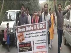 JNU partially rolls back 'fee hike' but students' protest continues 