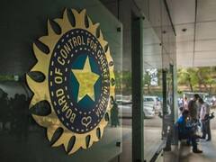 BCCI पर फूटा शशि थरूर का गुस्सा, देखिए खेल की बड़ी खबरें