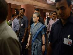 Maharashtra: Sonia Gandhi से मिलने पहुंचे Congress के वरिष्ठ नेता वेणुगोपाल