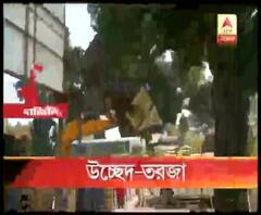 শিলিগুড়িতে হাইড্রেনের উপর তৈরি বেআইনি পার্কিং লট ভাঙল ৫ নম্বর বরো 