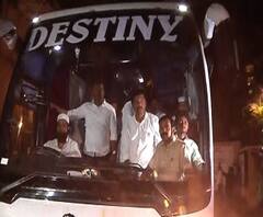 NCP | राष्ट्रवादी आमदार रेनेसाँ हाॅटेलमधून हयात हाॅटेलकडून रवाना | ABP Majha