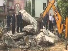 Top 25: Water-tank falls in Ahmedabad, rescue underway