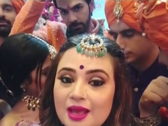 Rohit and Sonakshi are about to get married but Veena has a special plan