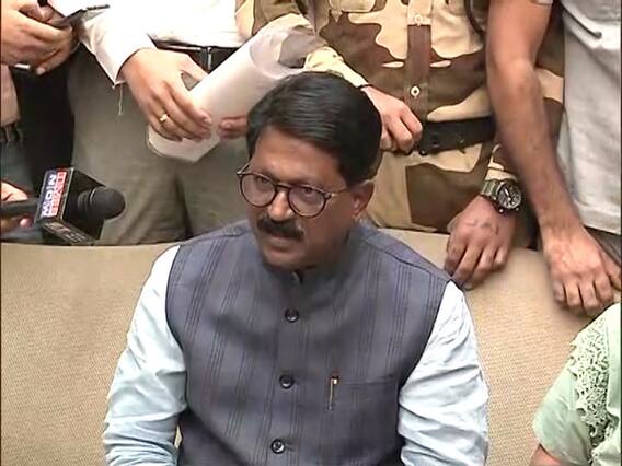 Maharashtra: Shiv Sena सांसद Arvind Sawant ने केंद्रीय मंत्री पद से दिया इस्तीफा