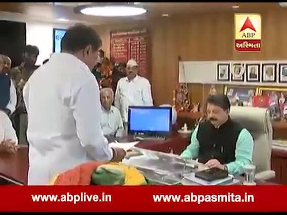 પેટાચૂંટણીમાં જીતેલા કોંગ્રેસના નવા ધારાસભ્યોએ લીધા શપથ, જુઓ વીડિયો