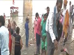 Ayodhya Verdict के बाद Kartik Purnima के मौके पर सरयू किनारे उमड़े श्रद्धालु