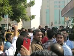 Delhi: Lawyers to continue protest till action is not taken against cops 