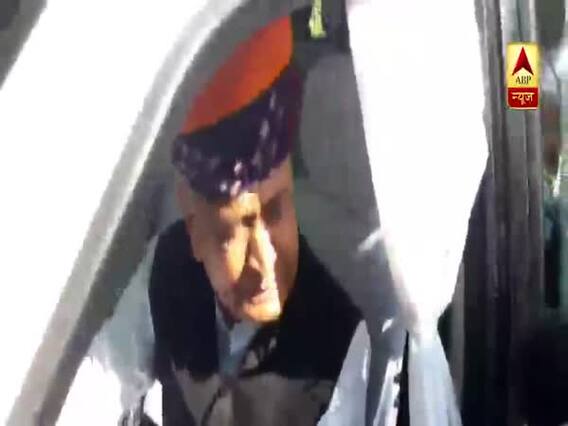 महाराष्ट्र में मचे बवाल पर Ashok Gehlot ने बीजेपी पर साधा निशाना