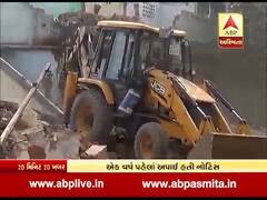 અમદાવાદ મનપાએ રસ્તો પહોળો કરવા 20 દુકાનો-3 મકાનો પર ફેરવ્યું બૂલડોઝર, જુઓ વીડિયો