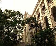 প্রেসিডেন্সি বিশ্ববিদ্যালয়ের ছাত্র সংসদ নির্বাচনে আলাদা লড়াই এসএফআই ও এআইএসএফ-এর, রাজ্যে ক্রমশ ক্ষয়িষ্ণু বামেদের এবার ছাত্র সংগঠনেও ফাটল? উঠছে প্রশ্ন