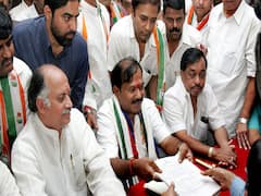 BJP's Kolambkar reaches Raj Bhavan to take oath as Pro-tem speaker