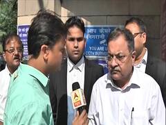 'दिनदहाड़े गोली चलाने वाला पुलिसकर्मी गिरफ्तार क्यों नहीं हुआ?' - हड़ताल कर रहा वकील