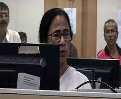 কেউ আতঙ্কিত হবেন না, প্রশাসনের সঙ্গে ত্রাণ ও উদ্ধারকাজে সহযোগিতা করুন: মমতা