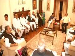 Sonia Gandhi gets briefed on proposed Common Minimum Programme during CWC meeting