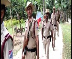 উপ নির্বাচনের জন্য রাজ্যে ২০ কোম্পানি আধা সেনা, নির্বাচন কমিশনের নিরপক্ষেতা নিয়ে প্রশ্ন পার্থর, হারের ভয়েই হাস্যকর কথা, পাল্টা বাবুল 