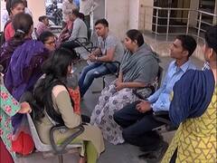 અમદાવાદઃ સોલામાં હોટલના માલિકે કર્યો આપઘાત, શું છે કારણ? જુઓ વીડિયો