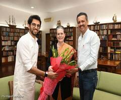 আজ উদ্ধবের শপথ, ফোন করে আমন্ত্রণ প্রধানমন্ত্রীকে, খবর শিরোনাম