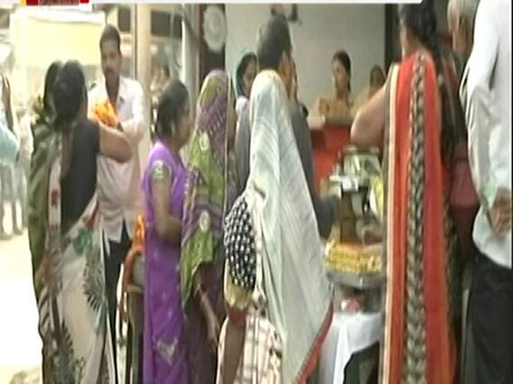 Ayodhya में इस समय बाहर से आए श्रद्धालु भी मौजूद हैं, उनकी सुरक्षा व्यवस्था का हाल क्या है ? Ayodhya Verdict