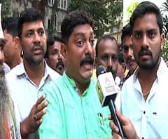 NCP Party Workers | ”शरद पवारांसोबत गद्दारी केलेल्यांना सोडायला नको”, राष्ट्रवादीच्या कार्यकर्त्यांचा संताप