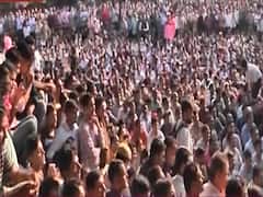 Delhi lawyers soften stance on Tis Hazari case