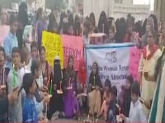 हैदराबाद में बेटी से हैवानियत के खिलाफ लोगों में गुस्सा, कैंडल मार्च निकाल किया विरोध प्रदर्शन