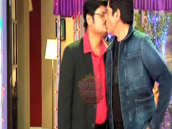 Vibhooti and Tiwari Kiss Each Other During Adoption Ceremony | Bhabhi Ji Ghar Par Hain 