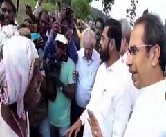 Shivsena | उद्धव ठाकरेंसमोर व्यथा मांडताना बळीराजा गहिवरला | नांदेड | ABP Majha 