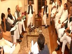 Announcement on new Maharashtra govt on Friday| Namaste Bharat