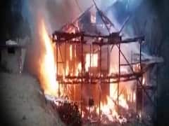 Fire breaks out in a two-tier building in Manali, assets worth lakhs get destroyed 