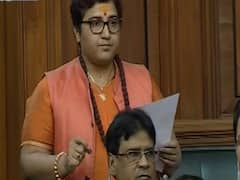 गोडसे 'कांड' पर Sadhvi Pragya की डबल माफी, विवादों से रहा है पुराना नाता