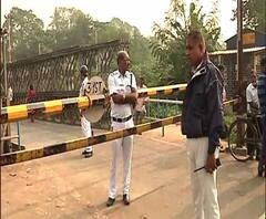 Reporter Stories: আলিপুরে বেইলি ব্রিজের রেলগেট ভেঙে বিপত্তি, ব্যস্ত সময়ে তীব্র যানজট