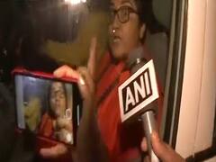 Loksabha में Pragya Thakur ने नाथूराम गोडसे को कहा 'देशभक्त', बाद में कहा-पूरा बयान सुनें, कल दुंगी जवाब