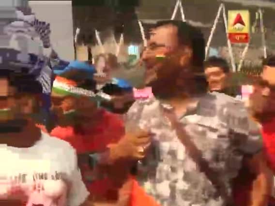 India vs Bangladesh: Fans come in pink color costumes at Eden