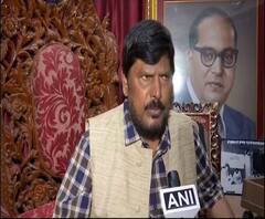 Ramdas Athvale |महाविकासआघाडी आजच सत्तास्थापनेचा दावा करु शकते : रामदास आठवले | ABP Majha